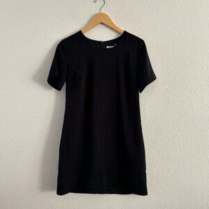 Kimchi Blue Medium Black Short Sleeved Dress